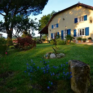  Hébergement de vacances Peyrouteau, Bucolique. France